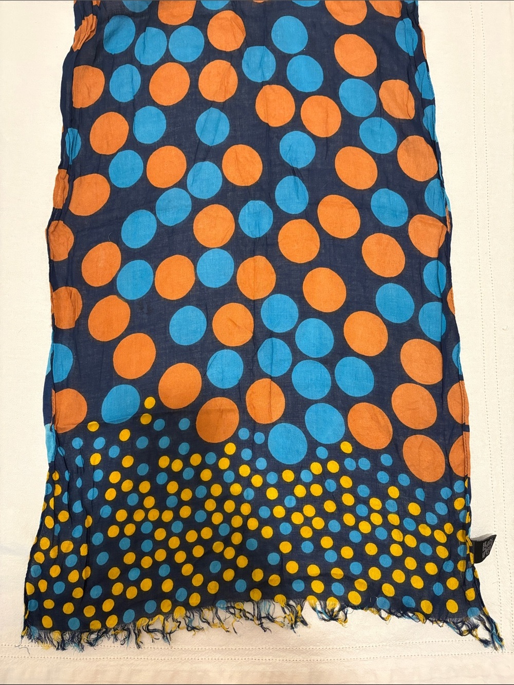 Cejon Scarf - Picture 2 of 5